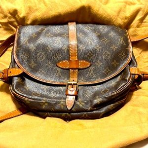 Authentic Louis Vuitton shoulder strap bag. Great condition.